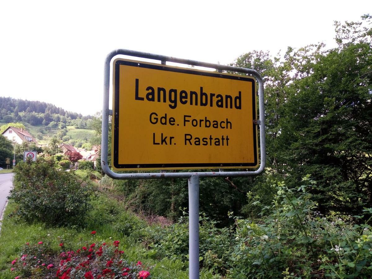 Ferienwohnung Kirchblick Langenbrand Zewnętrze zdjęcie